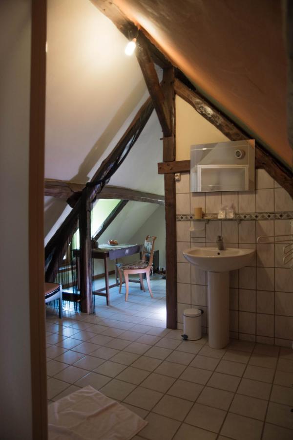 Repos En Normandie Damville Екстериор снимка